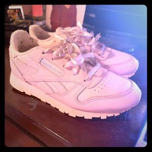 Girls Reebok pink leather shoes